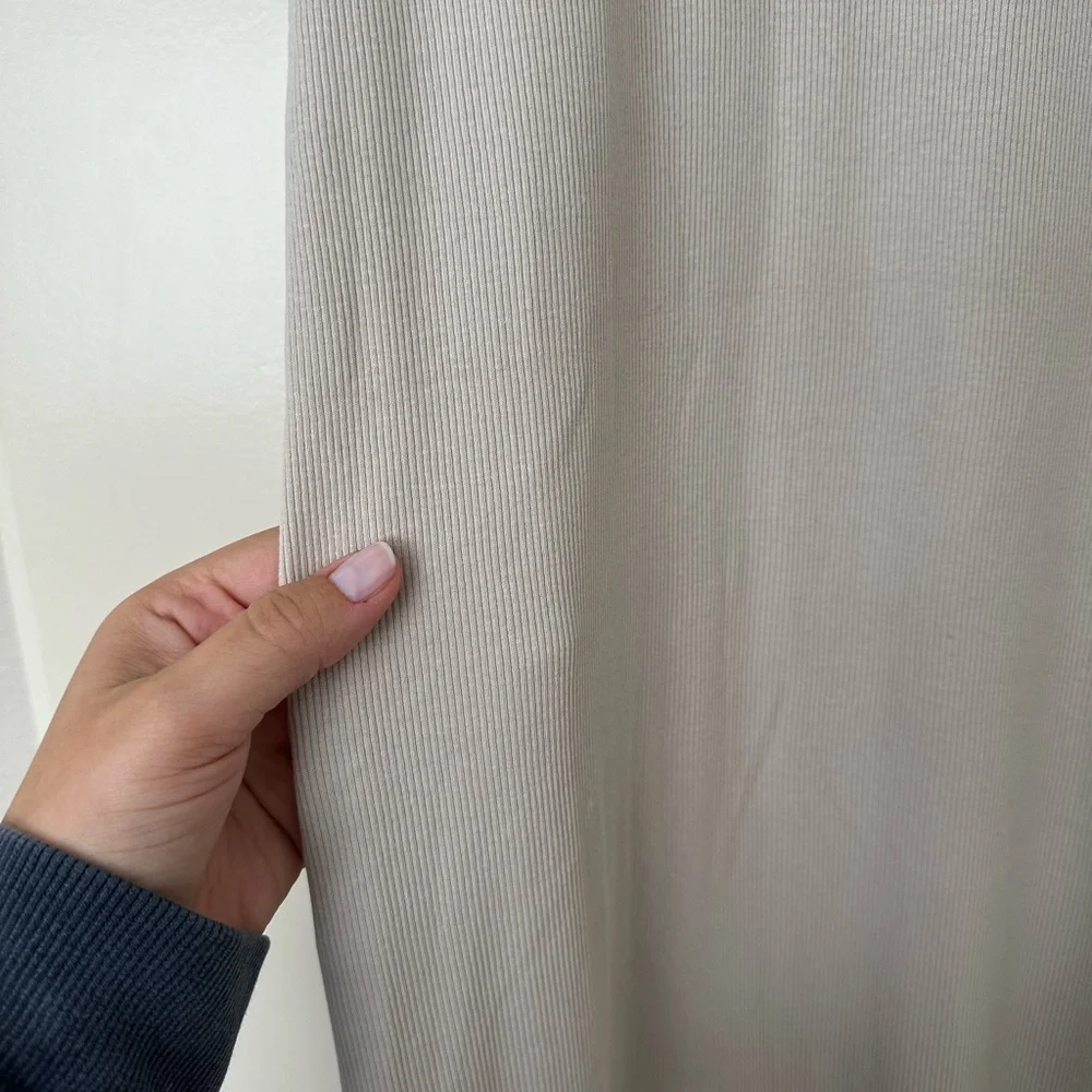 Zara Ribbed Dress - Picture 4 of 4